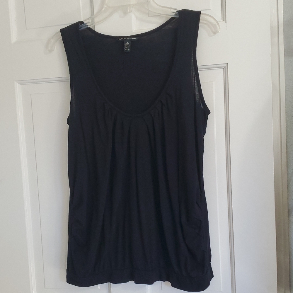 Banana Republic Women's Black Sleeveless Top Sz M